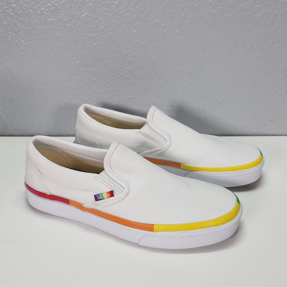 Vans Classic Slip On Rainbow Foxing Pride White Mens 6 Womens 7.5 VN0A5AO82E6